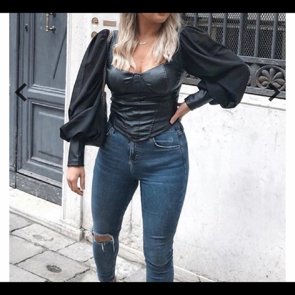 Clothes - Picture 3 of 3